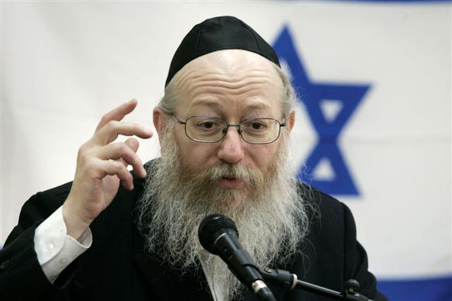 "איפה היה ליצמן כשעקרו את הקברים בגוש קטיף?"