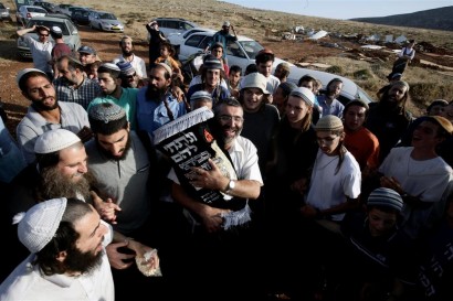 הכנסת ספר תורה במעוז אסתר