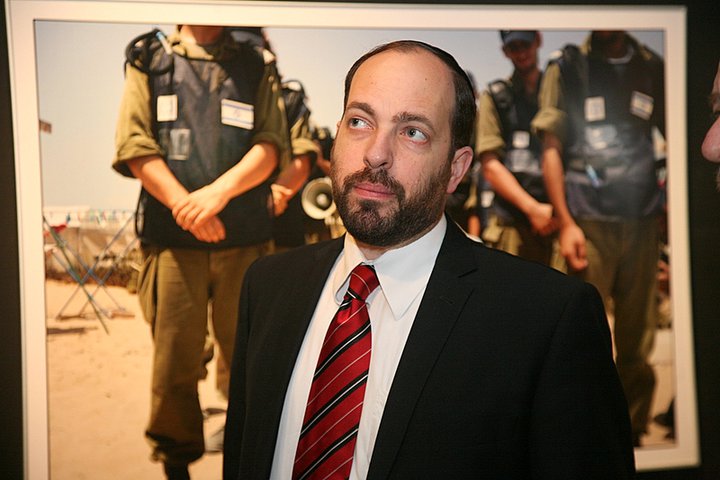 השר אטיאס במוזיאון גוש קטיף: די לנסיגות חד צדדיות