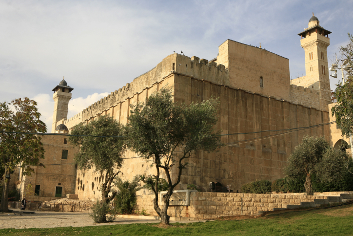 היום בחברון: אירוע שמחת החג המרכזית במערת המכפלה
