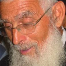 הרב יעקב אריאל: עובדים זרים יותר מסוכנים מהפלסטינים
