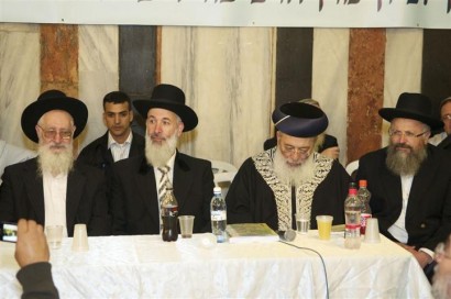 תמונות ממעמד הסליחות המרכזי במערת המכפלה