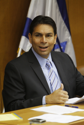 דנון מכנס את מרכז הליכוד כדי להביך את נתניהו