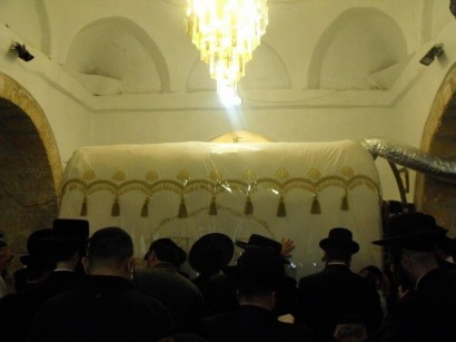 תמונות מההכנות האחרונות לקראת הילולת רחל אמנו