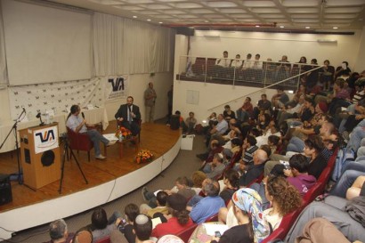 השר אטיאס: "לא אתן לילדי להיפגש עם חילונים"