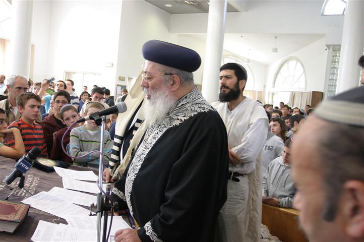 איך אוספים רבע מיליון תלמידים בלי לצאת מבית הספר?