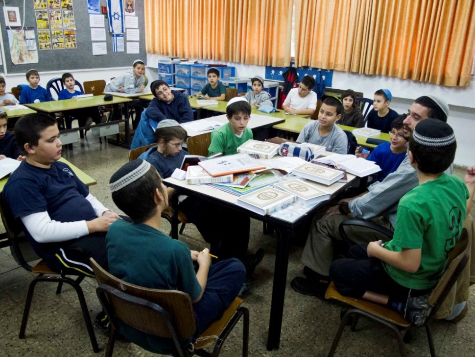 בתלמוד תורה בעכו, הילדים לא רוצים לעזוב את בית הספר