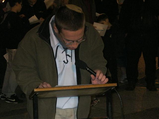 תמונות מתפילת חניכי בני עקיבא למען יונתן פולארד
