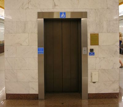 הרב ישראל רוזן: לא כל 'מעלית שבת' באמת שומרת שבת