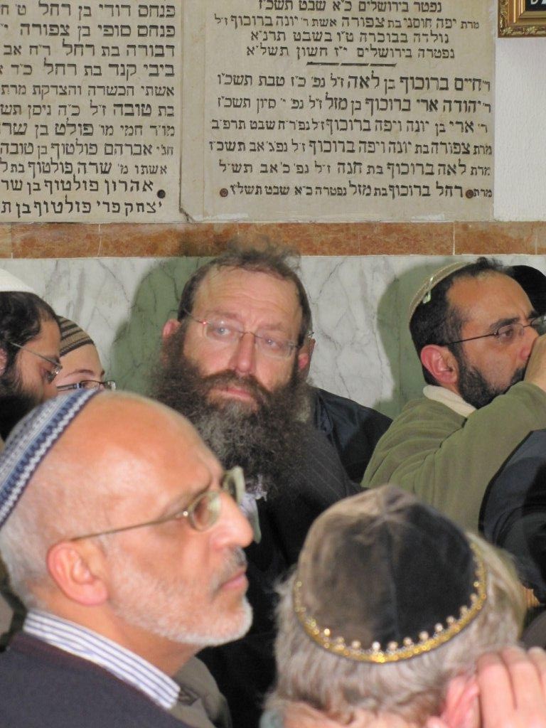 תמונות מכנס התמיכה ברב דב ליאור וברב יעקב יוסף