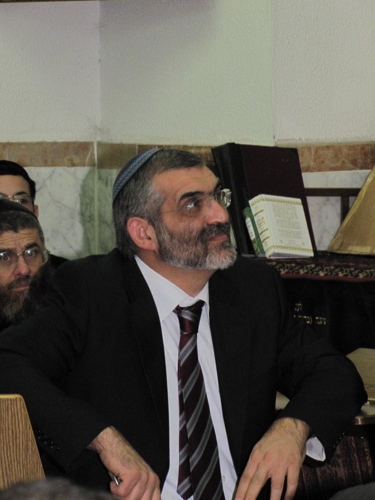תמונות מכנס התמיכה ברב דב ליאור וברב יעקב יוסף