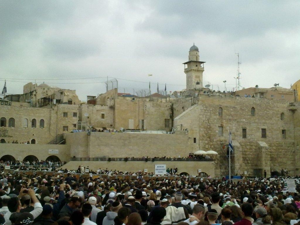 תמונות מברכת הכהנים ההמונית בכותל המערבי