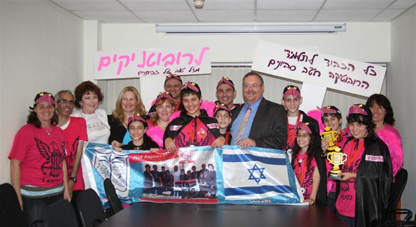 פנו לשר הרשקוביץ דרך הפייסבוק וזכו באליפות העולם