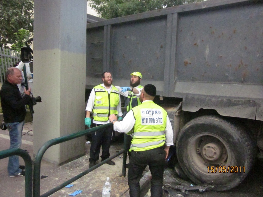 תמונות מפיגוע הדריסה הבוקר בתל אביב