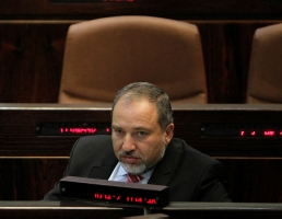 דעה: טוב שחוק ועדות החקירה לא עבר בכנסת
