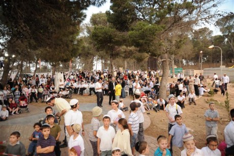 "מאז בית שני לא היו כל כך הרבה יהודים בהר הזיתים"