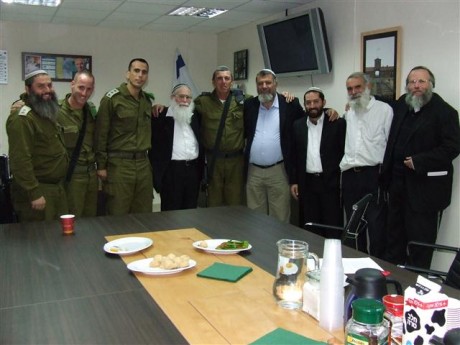 רבני השומרון: אלימות שוות ערך לאכילת נבלות וטרפות
