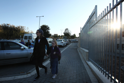 תמונות: נעמה מרגוליס חוזרת  לבית הספר