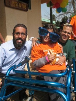 חסד לפורים: משמחים ילדים 'מיוחדים' בישיבת חברותא
