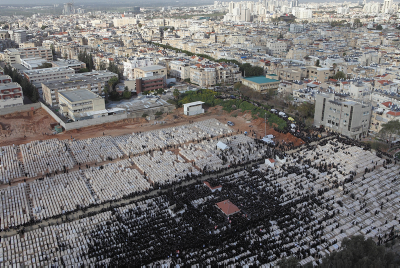גלרייה: כך נראתה הלוויתו של האדמו"ר מויז'ניץ