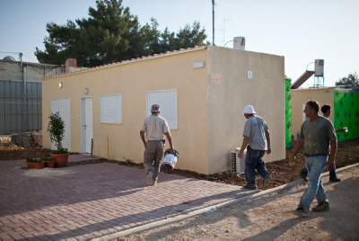 תמונות: התושבים עוזבים את שכונת האולפנה בבית אל