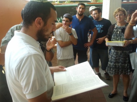 חיילי ההסדר מתגייסים עם גמרא ביד: סיום מסכת בבקו"ם