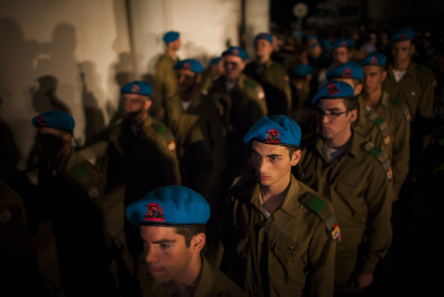 תמונות: מאות ליוו למנוחות את רב"ט נתנאל יהלומי הי"ד
