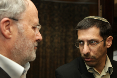 אורבך: הסיכויים של אורלב פוחתים; אורלב: טירון פוליטי