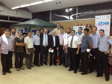 אורלב בכנס פעילים: הבחירות לא נקבעות בפייסבוק