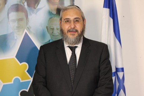 מפלגות הימין הגישו רשימות; העבודה והחרדים יחכו למחר