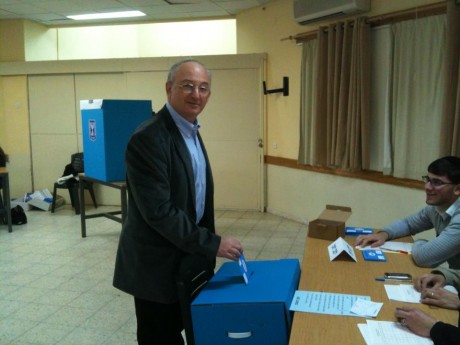 יום הבחירות: תמונות ועדכונים שוטפים לאורך כל היום