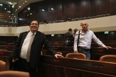 גלריית תמונות: הח"כים החדשים הגיעו למשכן הכנסת