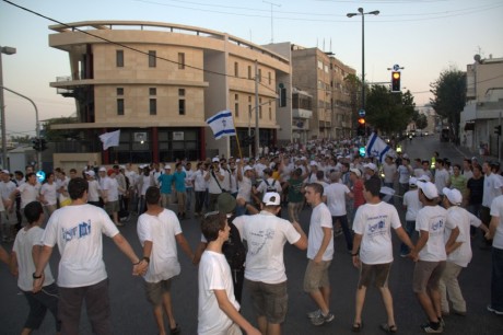 צפו: דרום תל אביב התחברה לירושלים בריקודגלים המוני