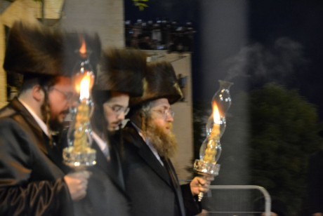גלריית תמונות: חתונת נכדו של האדמו"ר מבעלזא