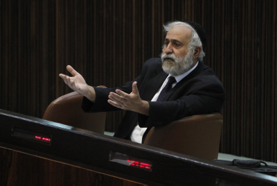 עולם הפוך: ש"ס הפילה את 'חוק הרב עמאר'