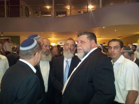 תמה ההצבעה: 147 חברים בגוף הבוחר הצביעו. ספירת הקולות החלה