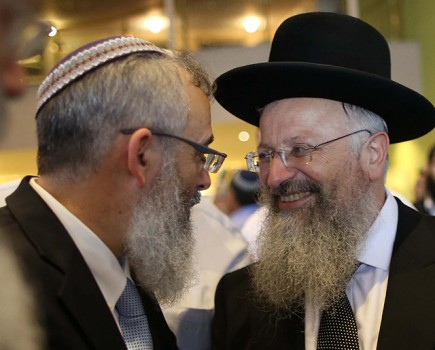 האשמים בכישלון: בגללם אין היום רבנים ראשיים ציונים ● סיקור מיוחד