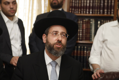 תוכן גולשים: זכינו שהרב דוד לאו הוא הרב הראשי