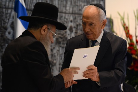 חג בירושלים: הרב דוד לאו והרב יצחק יוסף הוכתרו לרבנים הראשיים לישראל