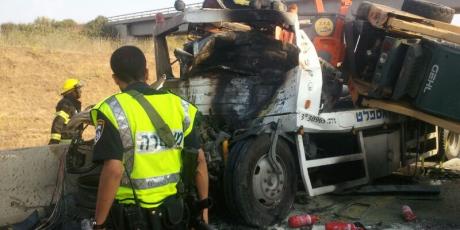 אסון בכביש: אדם נהרג, בני משפחתו נפצעו אנוש