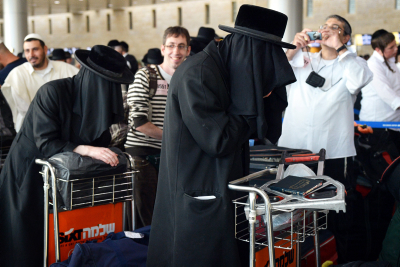 אופנה בקרב היוצאים לאומן: ברדס צניעות