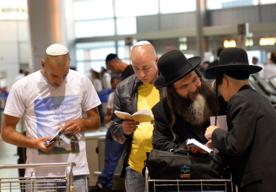 אופנה בקרב היוצאים לאומן: ברדס צניעות