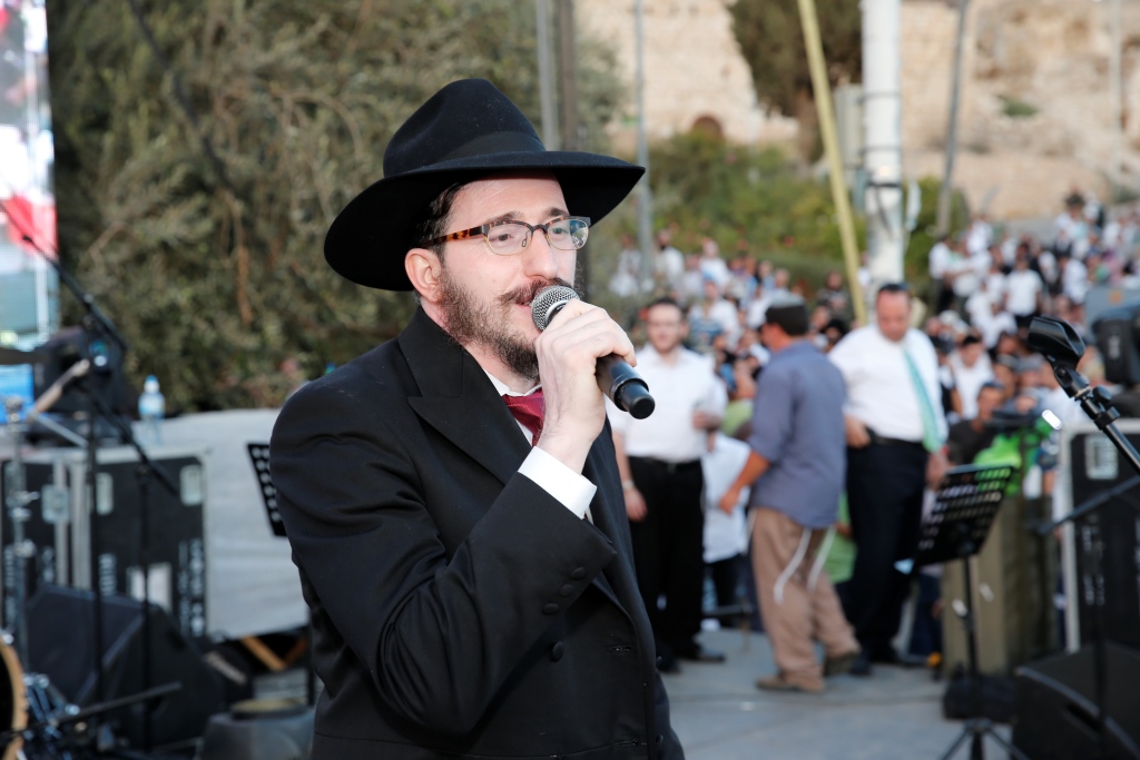 למרות הפיגוע: 30,000 איש עלו לחברון