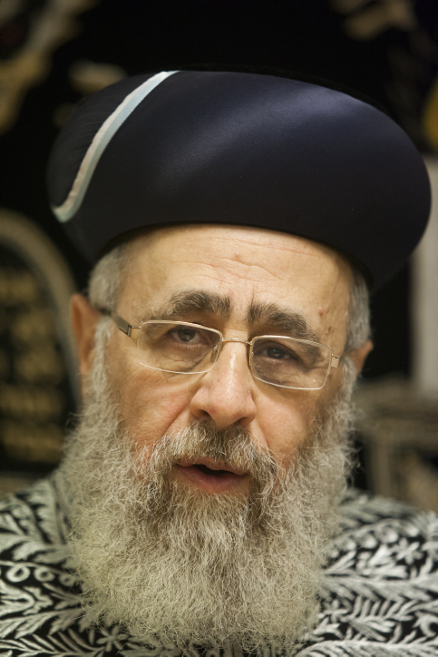 המרן הבא: הרב יצחק יוסף מסר שיעור במקום אביו