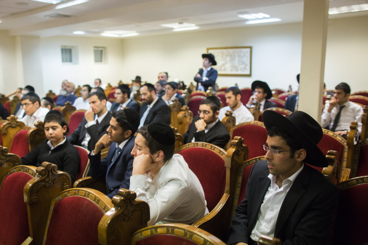 המרן הבא: הרב יצחק יוסף מסר שיעור במקום אביו