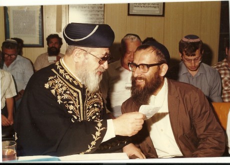 הגאון רבי עובדיה יוסף זצ"ל הגיבור הרב להושיע