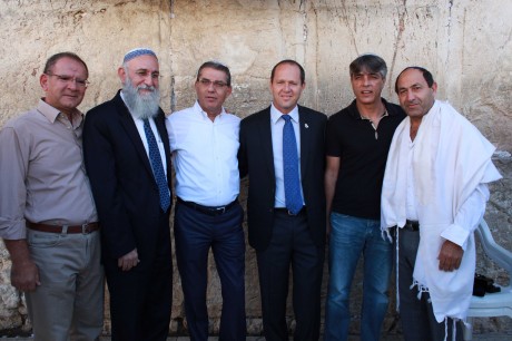 יומן בחירות מתעדכן: 200 תעודות זהות מזויפות נתפסו בדירה בבית שמש