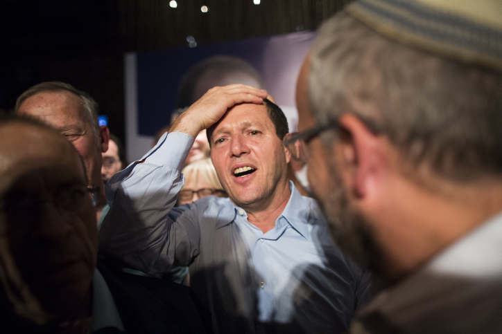 שמחה גדולה הלילה: החגיגות במטה ברקת