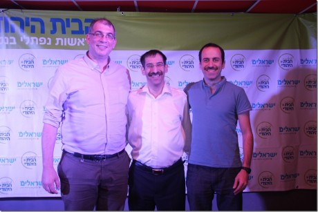 צעירי הבית היהודי חגגו נר ראשון בסטנדאפ פוליטי