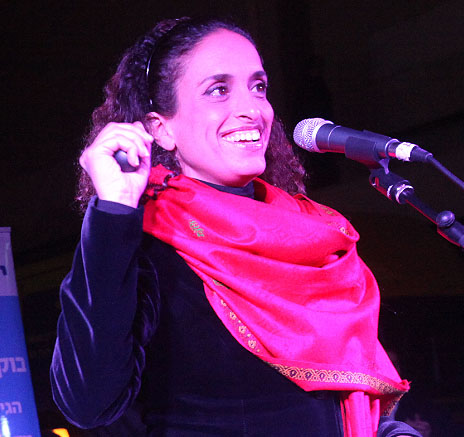 תחנת רדיו גלי ישראל מציגה: יום ללא אחינועם ניני